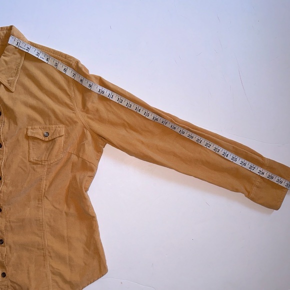 J.Crew Corduroy fitted western style Top snap closure long sleeve tan color SZ:L - Picture 12 of 13